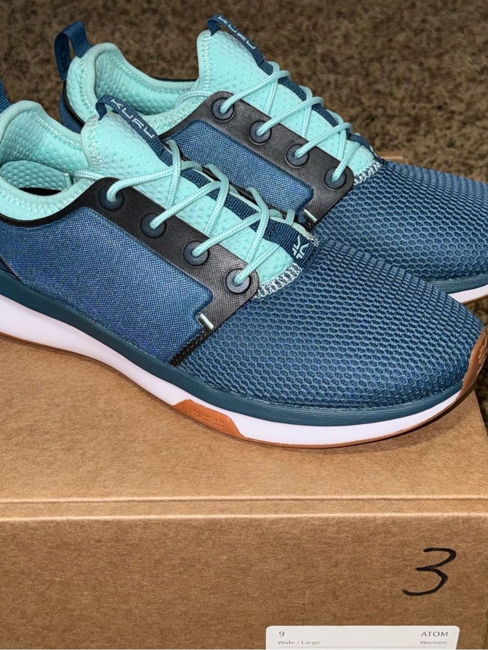 Kuru Atom Womens Shoe SZ 9 W Running Trail Tidal Wave White Oasis Blue Sneaker